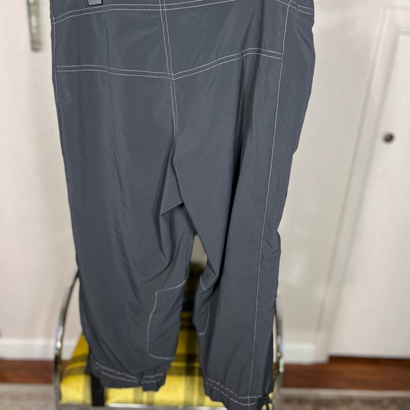 Marmot Work Out Short Capris Size Small - Picture 5 of 6